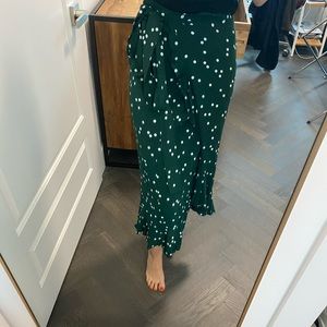 **LAST CHANCE** Faithfull the brand Green & white polka dot skirt -size 4